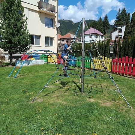 Apartman Family S Vyhladom Na Choc Lúčky Bagian luar foto
