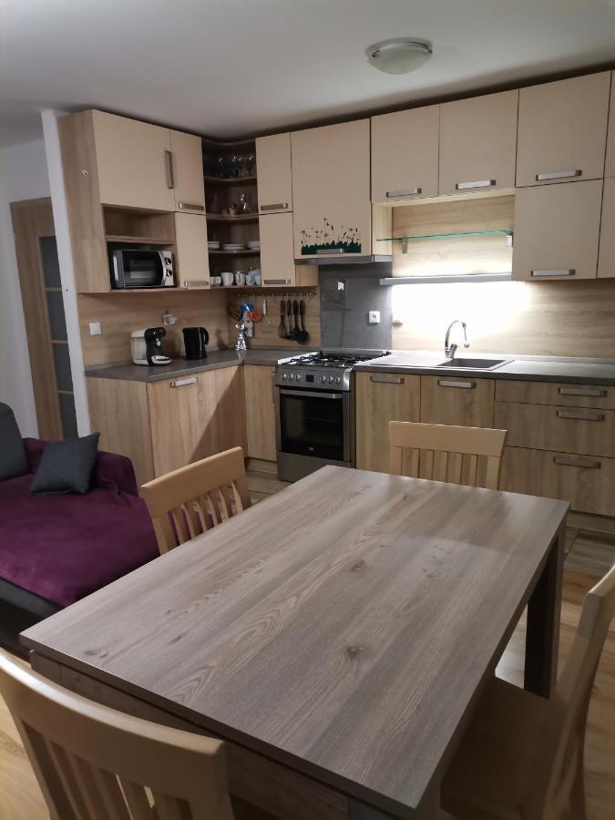 Apartman Family S Vyhladom Na Choc Lúčky Bagian luar foto